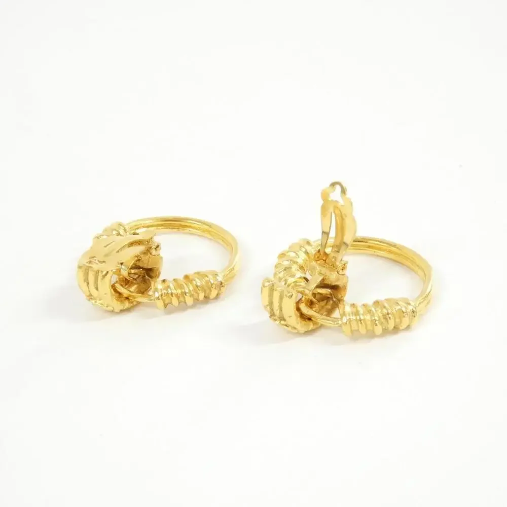 CHANEL Gold Earrings - Picture 3 of 3